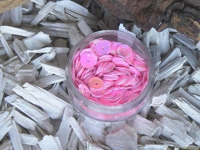 Pailletten rond, cup 6 mm. 500st. roze metallic