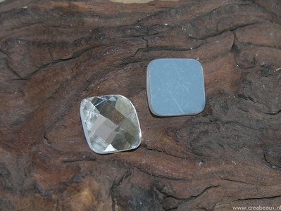 Plaksteen facet geslepen, 14x14mm, kristal