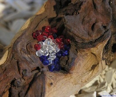 Bicone Holland, 4mm, rood/wit/blauw
