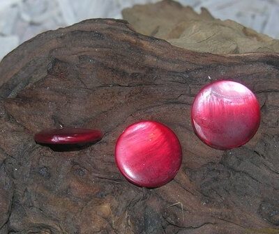 Parelmoer kraal plat rond, ca 20mm, rood (2)